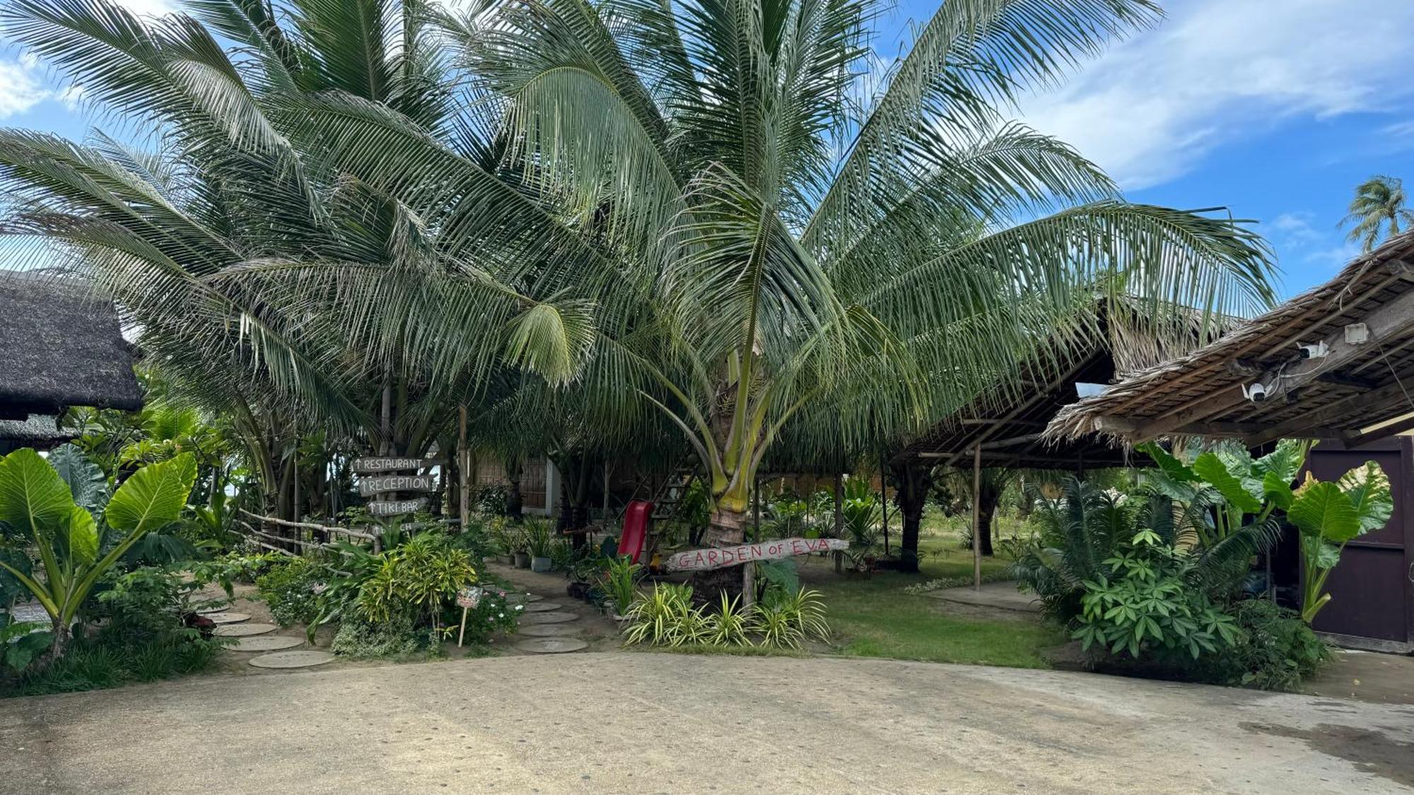 Footprints Beach Resort Agpudlos Eksteriør bilde