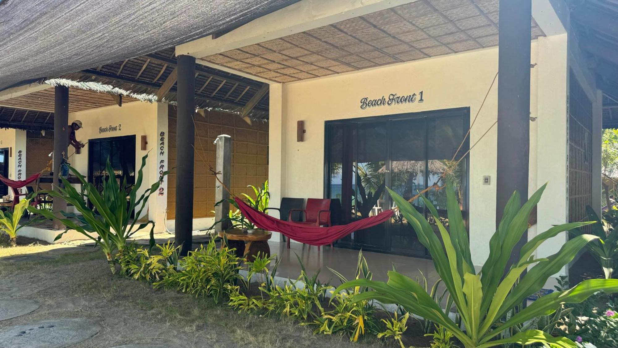 Footprints Beach Resort Agpudlos Eksteriør bilde