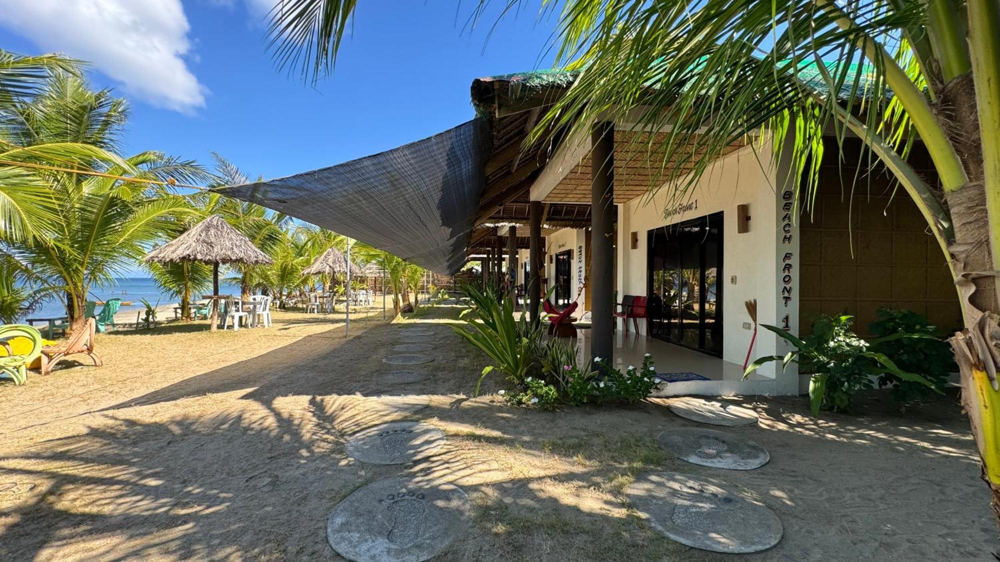 Footprints Beach Resort Agpudlos Eksteriør bilde